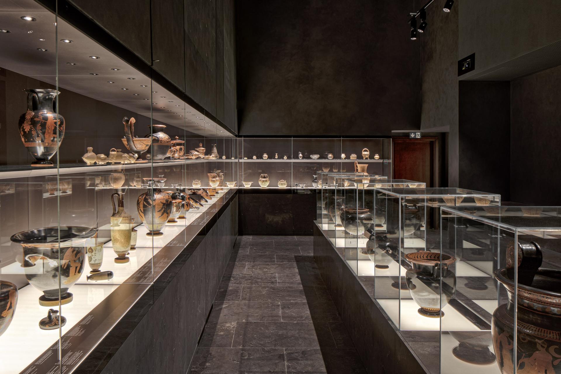 Galeria Sztuki Starożytnej projektu Nizio Design International: fotospacer po zmodernizowanych wnętrzach