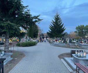 Cmentarz w Łodzi - 1 listopada