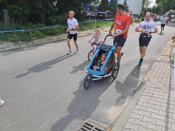 Do pokonania było 5 km, do zdobycia znacznie więcej, bo zdrowie najmłodszych. Za nami bieg charytatywny Daj piątaka na dzieciaka [ZDJĘCIA]