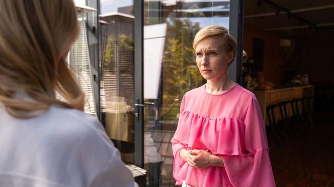 Barwy szczęścia odc. 3240. Dominika (Karolina Chapko), Sonia (Weronika Nockowska)