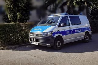 Najpierw zgłoszenie o awanturze. Gdy na miejsce dotarła policja, kobieta już nie żyła. Zabójstwo w Annopolu