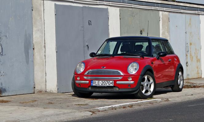 MINI Cooper 2003 rok