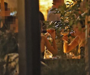 Marina Łuczenko-Szczęsna i Natalia Szroeder imprezują