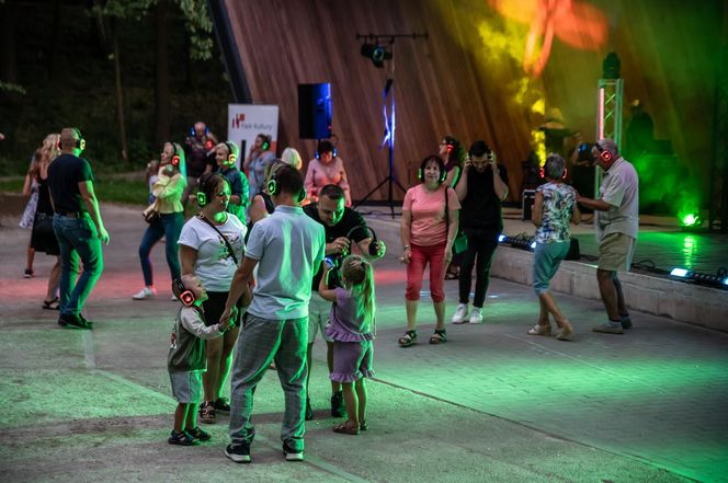 Silent Disco rozgrzało Starachowice! Sprawdź, jak bawili się mieszkańcy na wyjątkowej imprezie