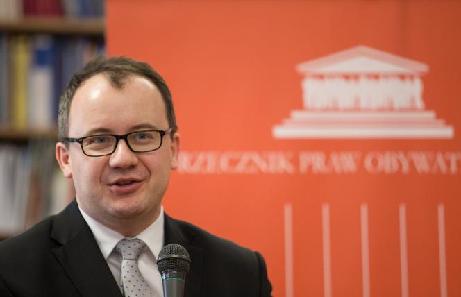 RZECZNIK PRAW OBYWATELSKICH przedstawia ministrowi zdrowia listę 23 ZANIEDBAŃ