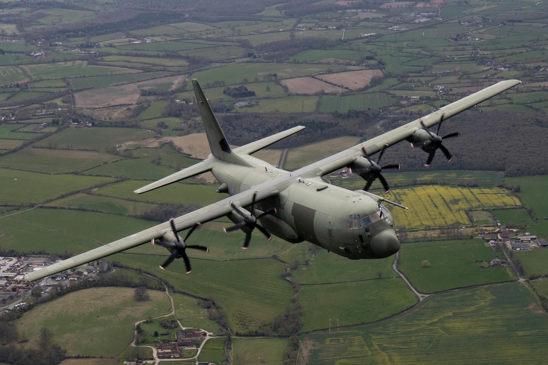 Brytyjski C-130J Hercules 