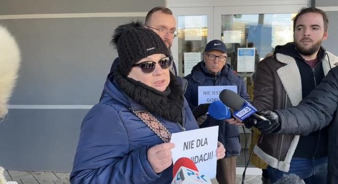 Co przychodnią Lecznic Citomed w Toruniu? Radny Wojciech Klabun zorganizował protest