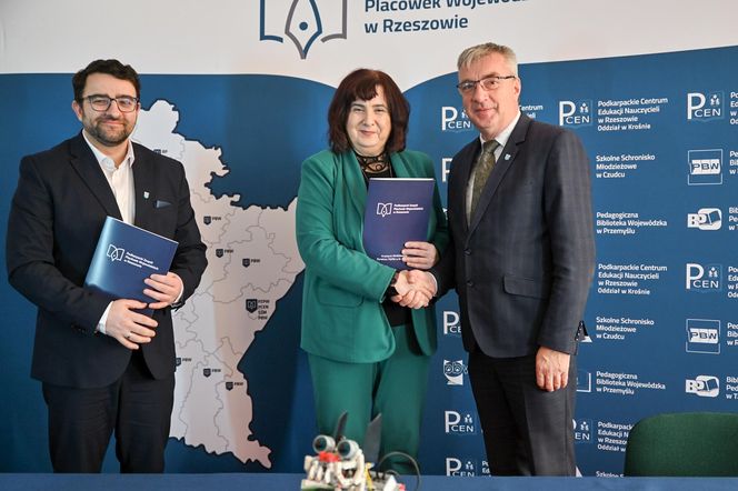 Robotyka wchodzi do powiatowej szkoły