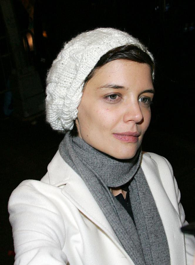 Katie Holmes rozdaje autografy