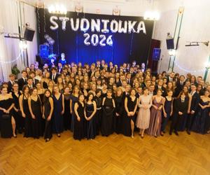 Studniówka 2024 w II LO w Poznaniu