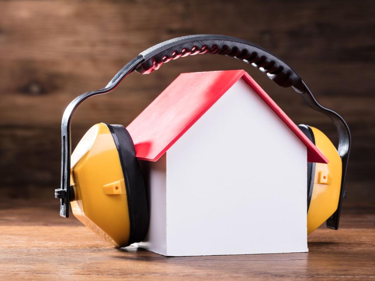 Jak ograniczyć hałas powietrzny i uderzeniowy?