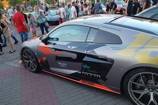 Sportowe samochody w Katowicach w ramach akcji Positive Ways Polska dla Hospicjum