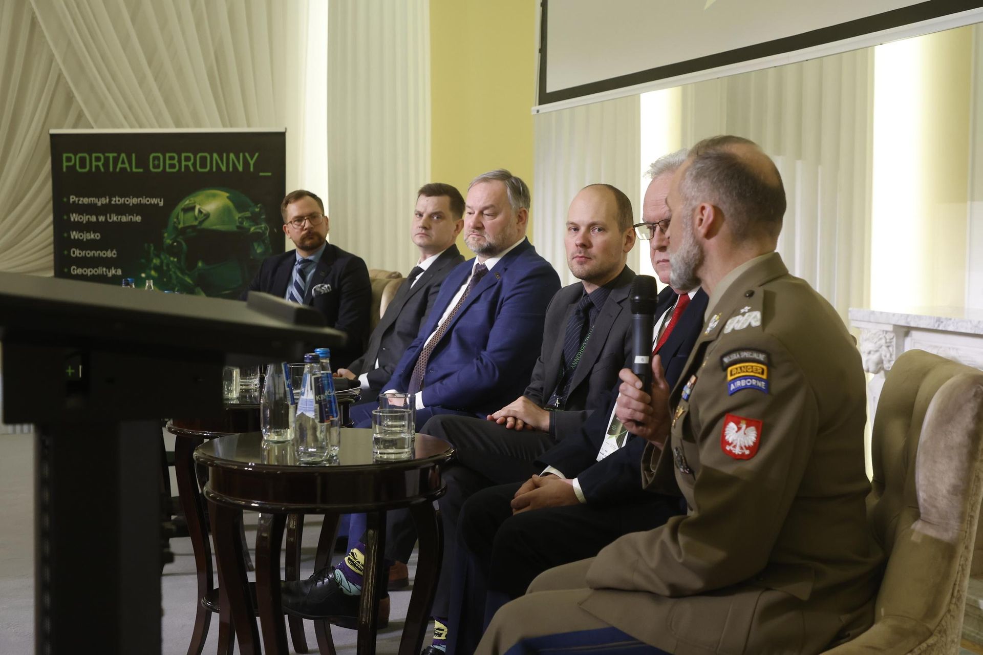 Panel 3. Aerostaty, bezzałogowce i satelity – nieoczywiste środki na współczesnym polu walki