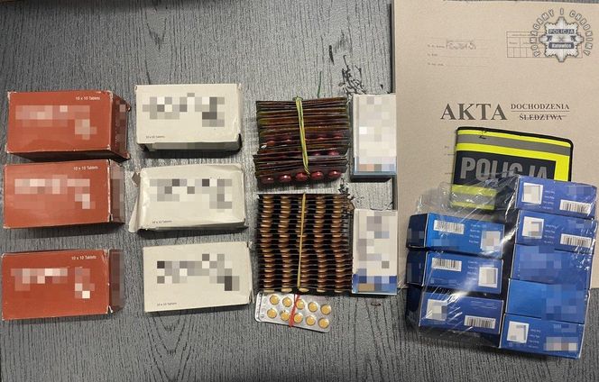 Nielegalnie sprzedawał przez internet leki na potencję