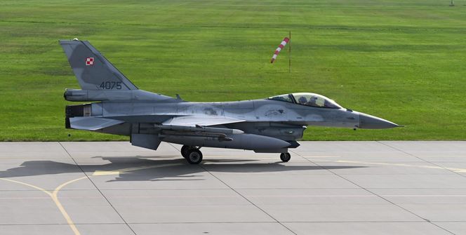 Polskie samoloty F-16