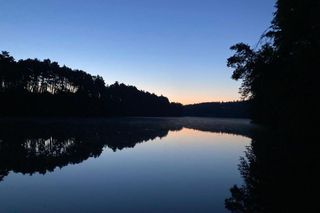To miejsce idealne na weekendowy wypoczynek. Można dotrzeć tu rowerem!