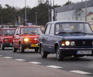 Parada zabytkowych ulicami Bydgoszczy i regionu! Za nami Retro Karawana [ZDJĘCIA]