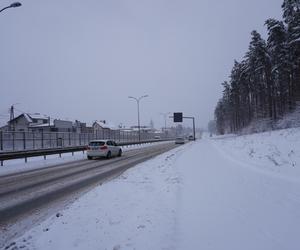 Sytuacja na drogach w Białymstoku. Styczniowy atak zimy w Podlaskiem