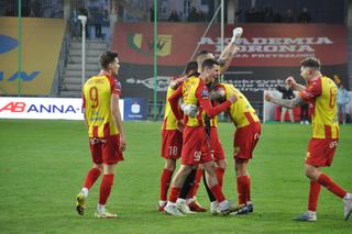 Korona Kielce kontra miedziowi