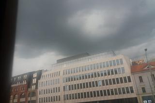 Ciemne chmury nad Wrocławiem