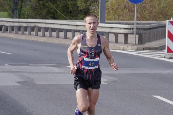 MARATON WARSZAWSKI 2015 ZDJĘCIA UCZESTNIKÓW