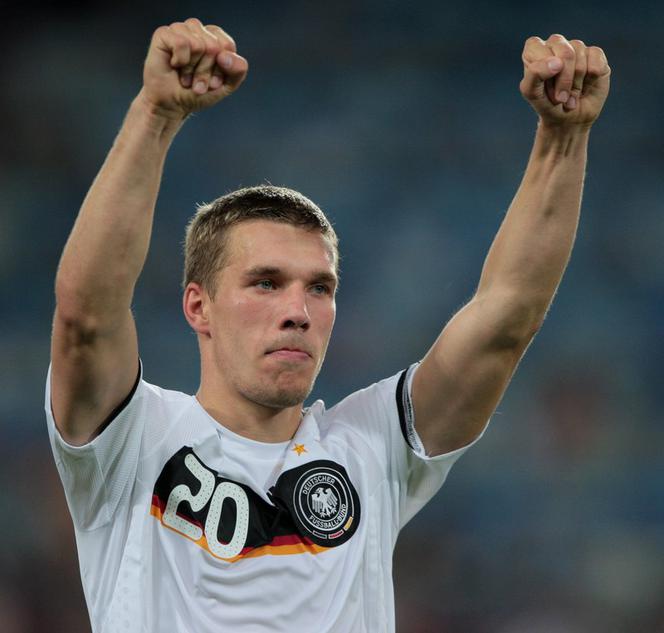 Podolski reklamuje Milika: Bayer będzie miał z niego pociechę