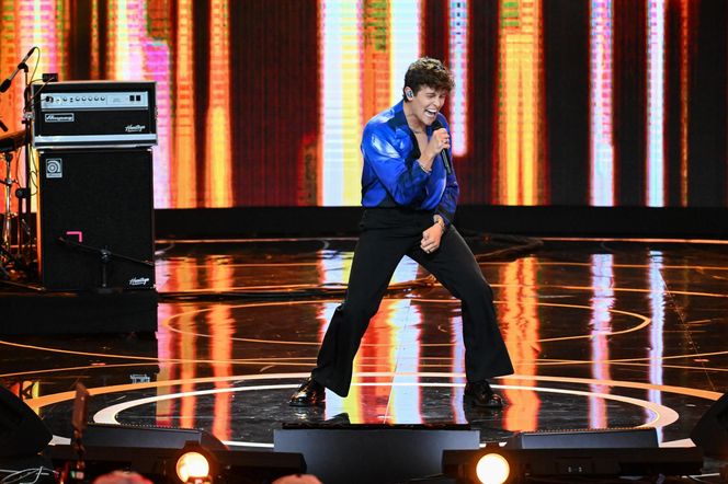 Cyms rozbijał publiczność w Sopocie, a potem wszedł ON. Demoniczne show Cugowskiego w okularach ojca!