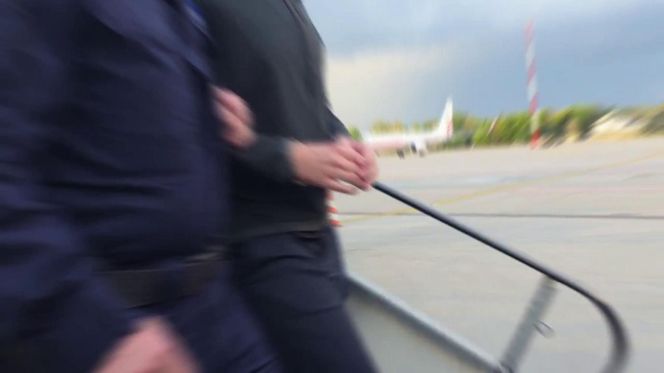 Tak wyglądała ekstradycja Sebastiana M. do Polski. Policja ujawniła nagranie. 