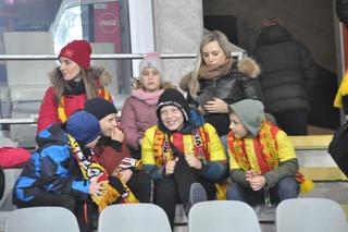 Żółto-czerwono na Suzuki Arenie! Zdjęcia kibiców na meczu Korona Kielce - Jagiellonia Białystok