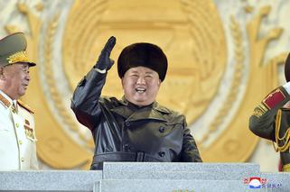 Kim Dzong Un dalej chudnie! Nie poznasz go na tym zdjęciu