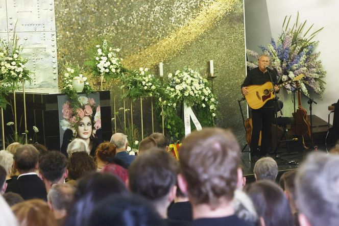 Pogrzeb Joanny Kołaczkowskiej. Ostatnie świeckie pożegnanie gwiazdy