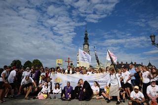 Sierpień w drodze na Jasną Górę. Ruszyły zapisy na pieszą pielgrzymkę 