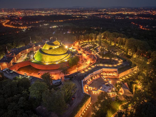 W Krakowie otwiera się nowy park. Metamorfoza u stóp Kopca Kościuszki 