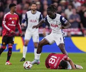 Tottenham - Manchester United RELACJA NA ŻYWO. Tottenham bliżej zwycięstwa! Kuriozalna bramka Brennana Johnsona!