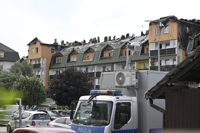 Mieszkańcy Ząbek wracają do swoich mieszkań po najpotrzebniejsze rzeczy