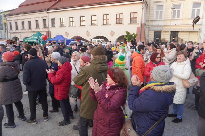 33. Finał WOŚP w Kielcach. Polonez w Rynku