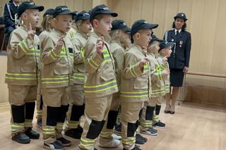 Chcą zostać strażakami! Popularność dziecięcych drużyn pożarniczych rośnie