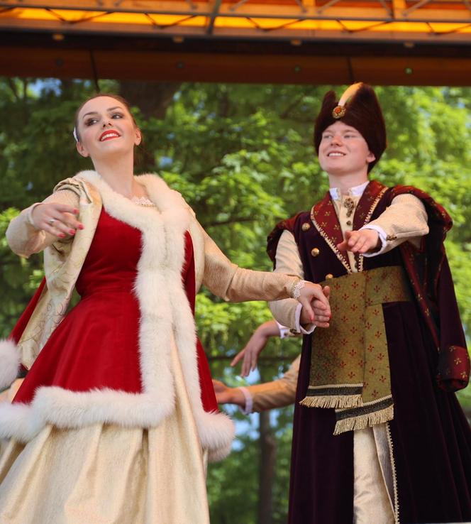 Piknik patriotyczny i koncert „Polskie Tańce Narodowe i Regionalne” na pl. Litewskim w Lublinie