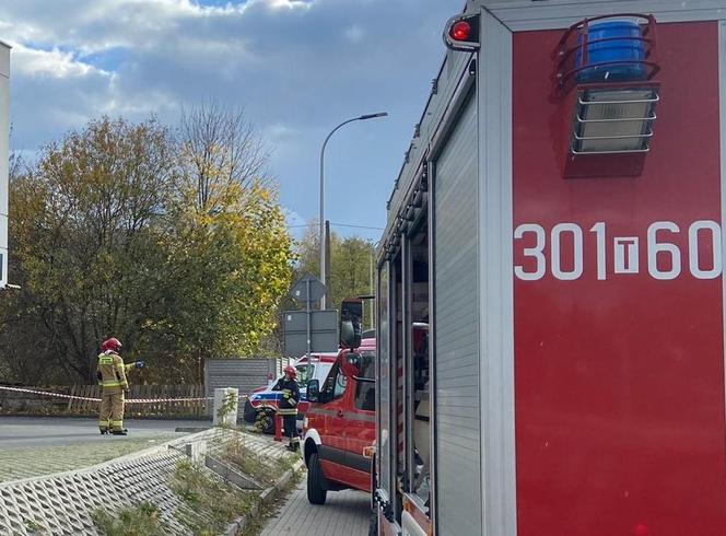 Akcja straży pożarnej obok salonu masażu w Kielcach