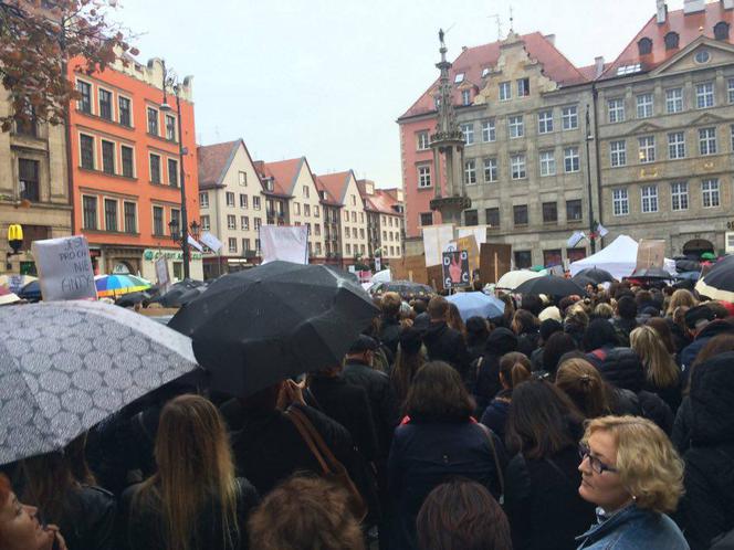 Czarny protest we Wrocławiu