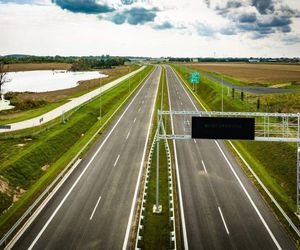 Obwodnica w pobliżu Szczecina oddana przed terminem. Pojedziemy szybciej na przedmieściach stolicy Pomorza Zachodniego