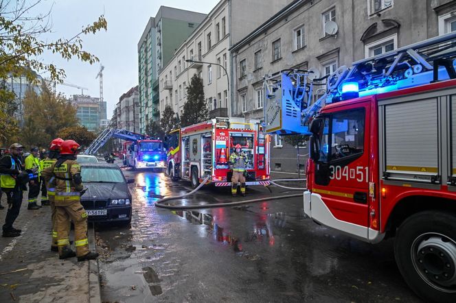 Pożar kamienicy przy ul. Miedzianej w Warszawie 29.10.2024