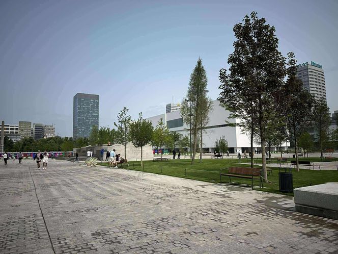 Warszawa. Otwarcie placu Centralnego