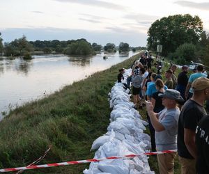 Fala kulminacyjna w Brzegu Dolnym. Stan wody osiągnął prawie 10 metrów! 