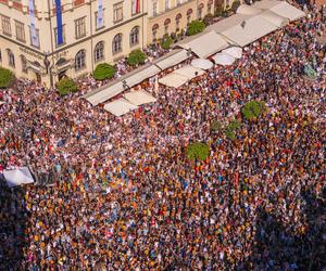 Przeżyjmy to jeszcze raz. Gitarowy Rekord Świata z drona [ZDJĘCIA]