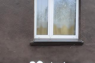 Udusiła córeczkę, teraz płacze w sądzie