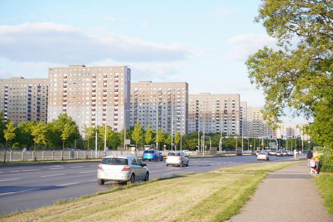 4. Winogrady (os. Zwycięstwa, Pod Lipami)