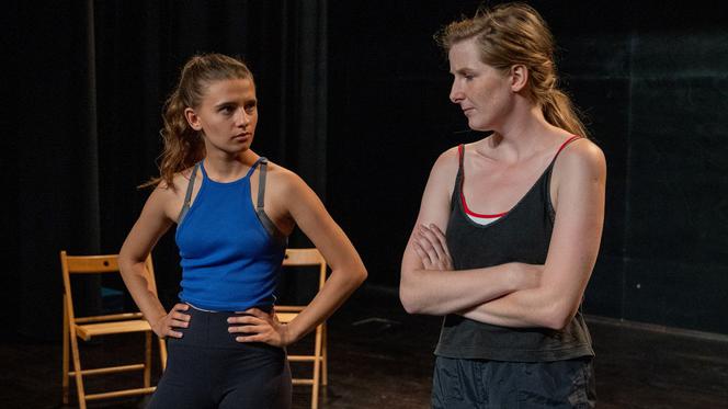 Barwy szczęścia, odc. 2565: Michalina (Anna Pentz), Asia (Katarzyna Pilewska)