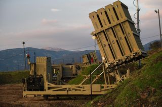 Izraelskie systemy Iron Dome, Proca Dawida i Arrow 3.