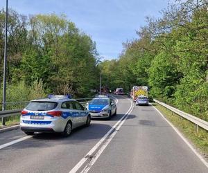 Śląskie: Tragiczny bilans wypadku motocyklowego w Lyskach. Dwie osoby nie żyją. W szpitalu zmarł 40-latek